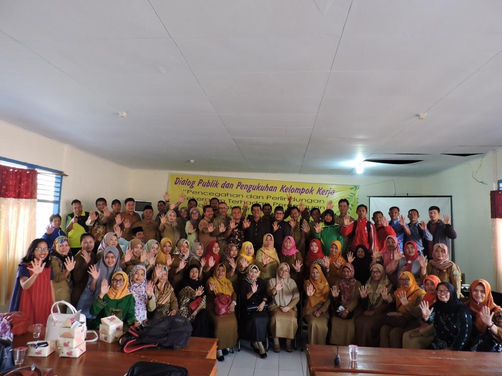 Dialog Publik dan Pengukuhan Kelompok Kerja Pencegahan dan Perlindungan tindak Kekerasan terhadap Perempuan dan Anak