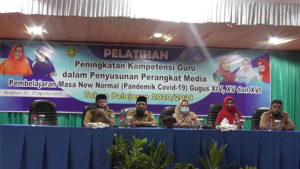 Workshop Pelatihan Peningkatan Kopetensi Guru Dalam Menyusun Perangkat Media Dimasa New Normal