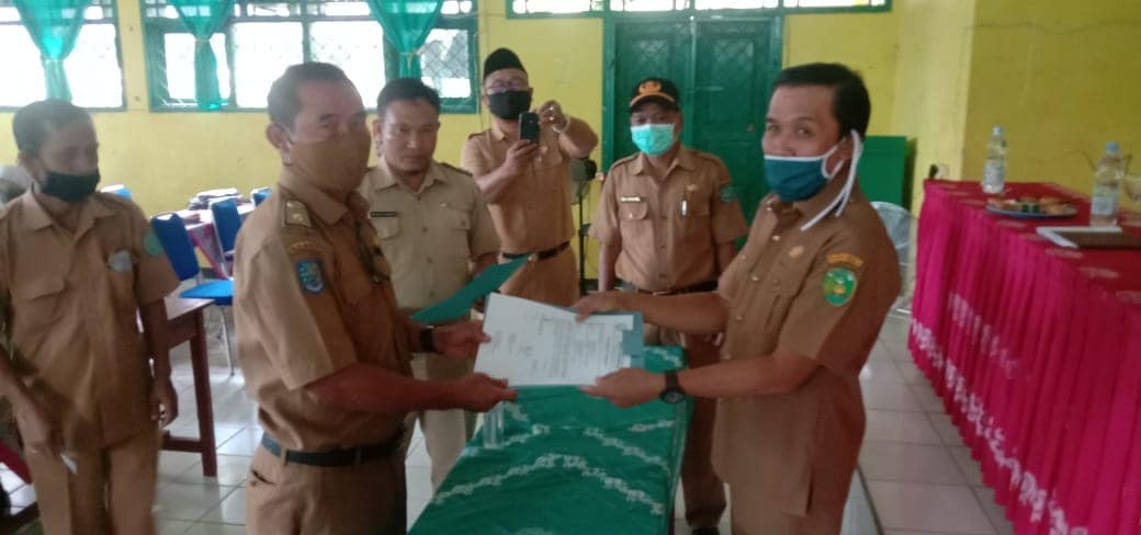 Serah Terima Jabatan (Sertijab) PLT kepala Sekolah SMP N 21 Kota Bengkulu