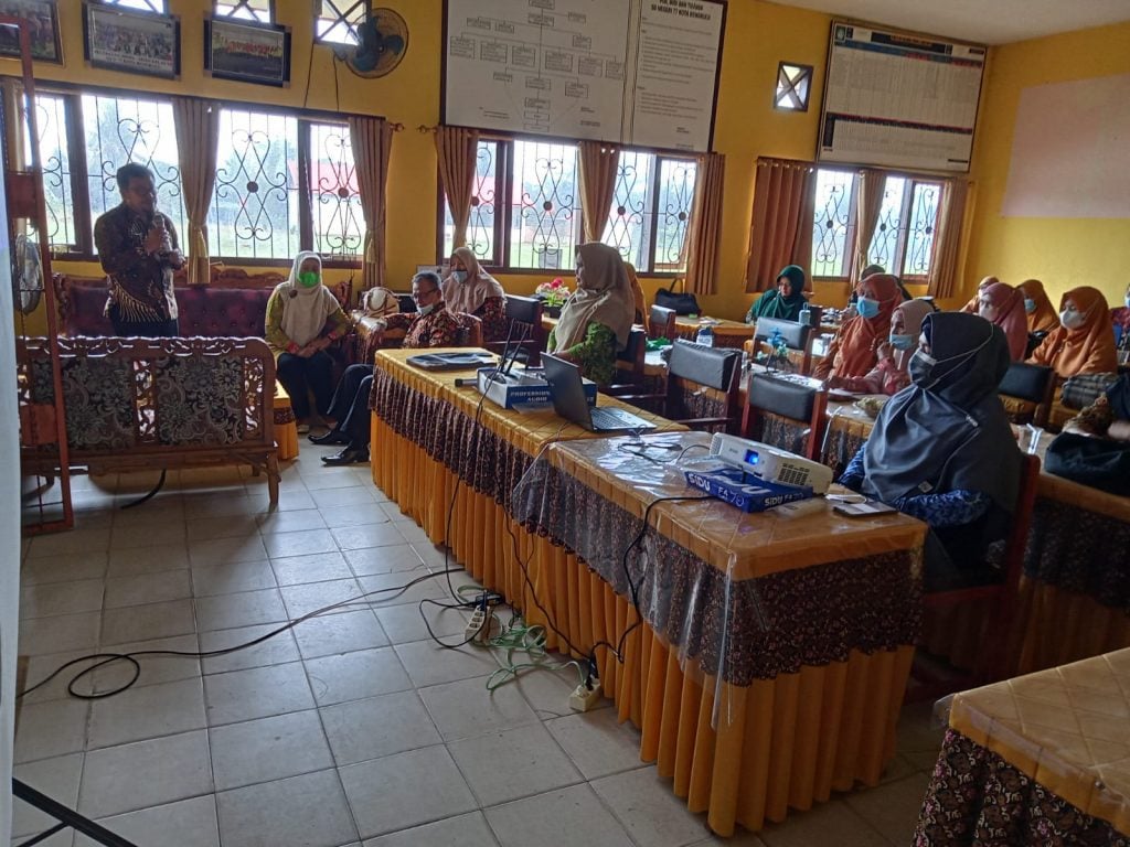 Simulasi dan Sosialisasi Asesmen Nasional untuk Meningkatkan Penilaian dan Kompetensi Semua Murid