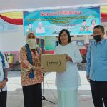 DPR-RI Serahkan Bantuan 15 unit Paket IT ke SDN 35 Kota Bengkulu