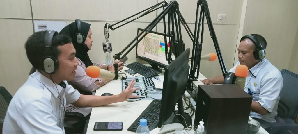 Kepala Dinas Tegaskan Agar Seluruh Sekolah Tidak Menahan Hak siswa