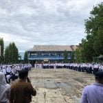 Upacara Bendera Perdana Awal Semester Genap di SMP 4 Kota Bengkulu