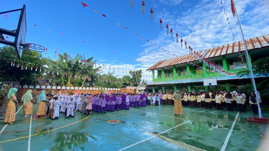 “JBS” Jumat Bersih Sehat SD Negeri 20 Kota Bengkulu